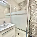 Pt100-002 - Les Marines De La Baie, - Et Commerce A Proximite, Pornichet