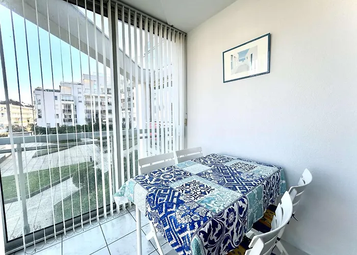 Pt100-002 Avec Loggia - Proche Commerces - Pornichet